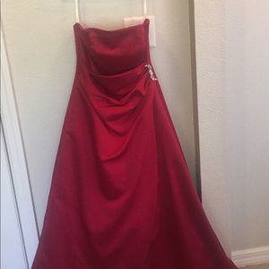 David’s bridal bridesmaid long red dress